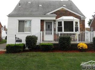 13535 Wesley St, Southgate, MI 48195