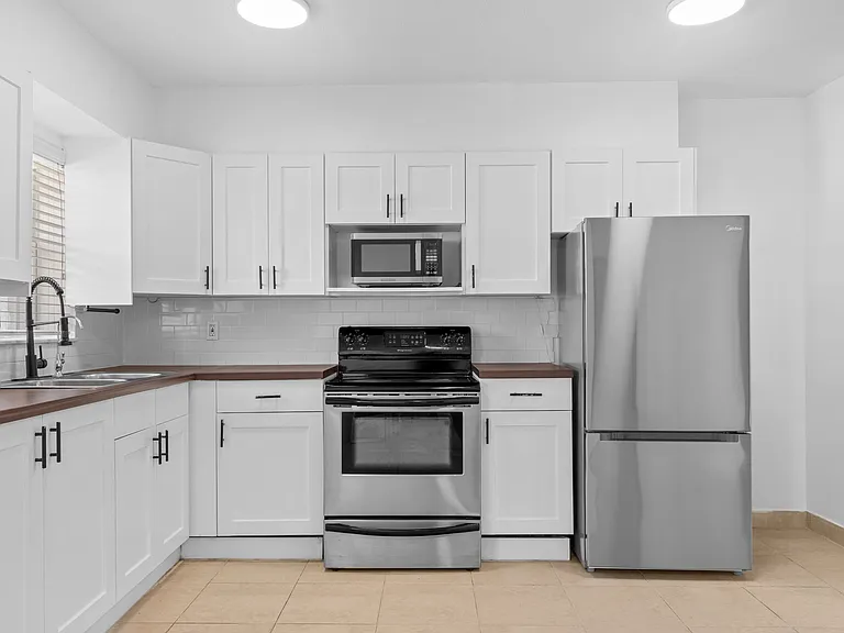 2235 Coolidge St #1 — Photo 13