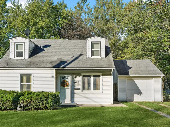 7006 SW 15th St, Des Moines, IA 50315