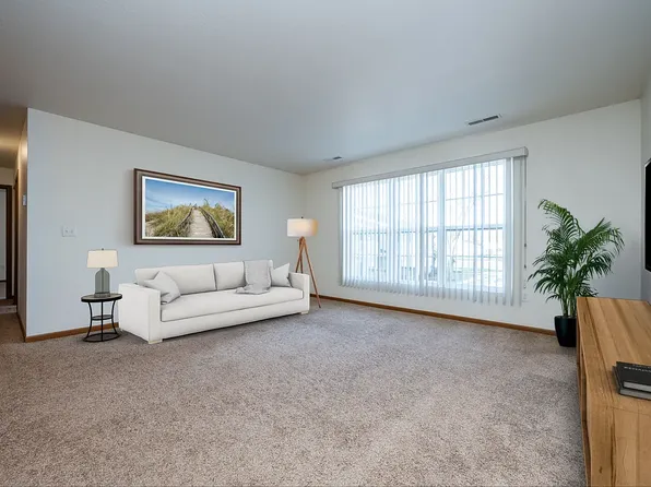 9086 N Main St APT 10, Berrien Springs, MI 49103