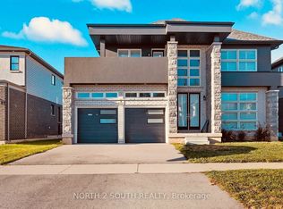 8101 Brookside Dr, Niagara Falls, ON L2H 3T9