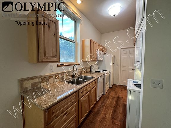 4th image of 7625 Atchinson Ct SE #A