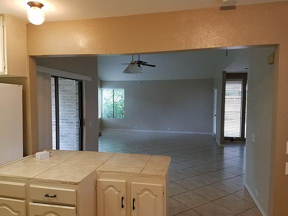 kitchen-greatroom