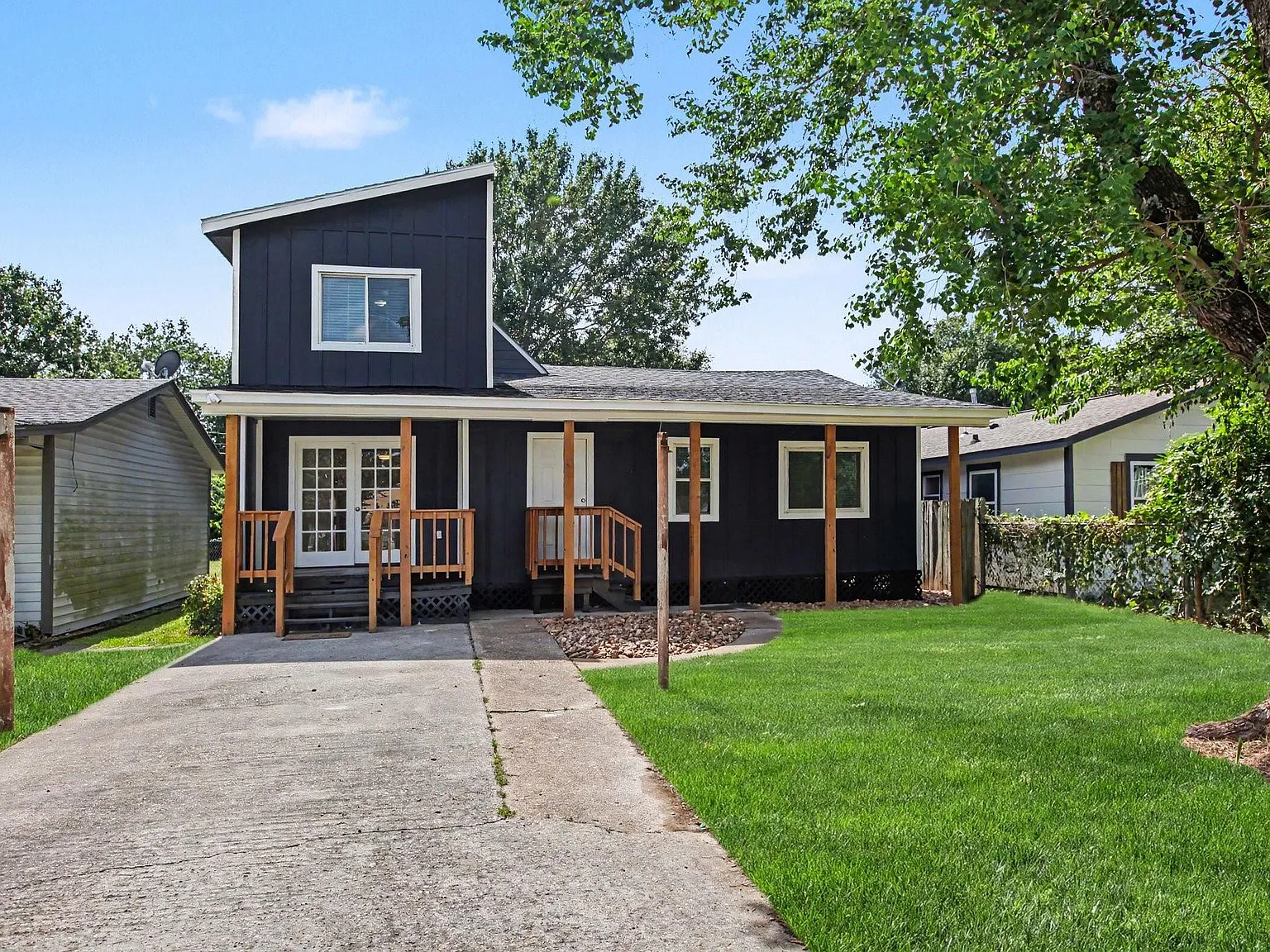 3 bed, 2.0 bath, 1713 sqft, $2,250 — Photo 3