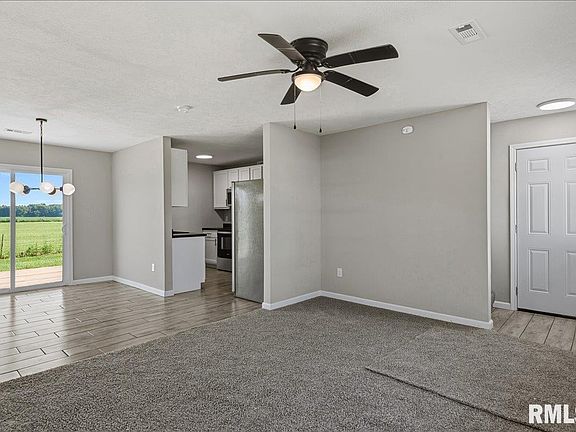 4th image of 3913 McCormick Dr