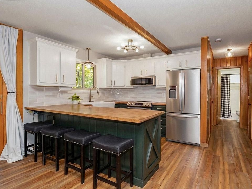 1st image of 28933 Treasure Island Rd