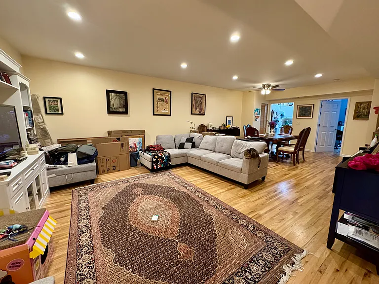 130 Jefferson St #3 — Photo 1