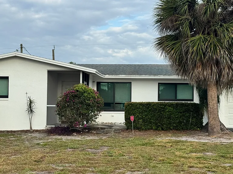 4311 NW 2nd Ave — Photo 4