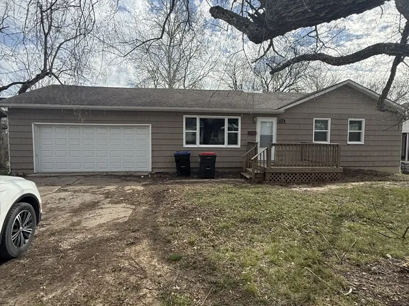 732 E Culton St, Warrensburg, MO 64093