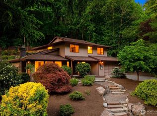 The Highlands At Holmes Pt #2, Kirkland, WA 98034