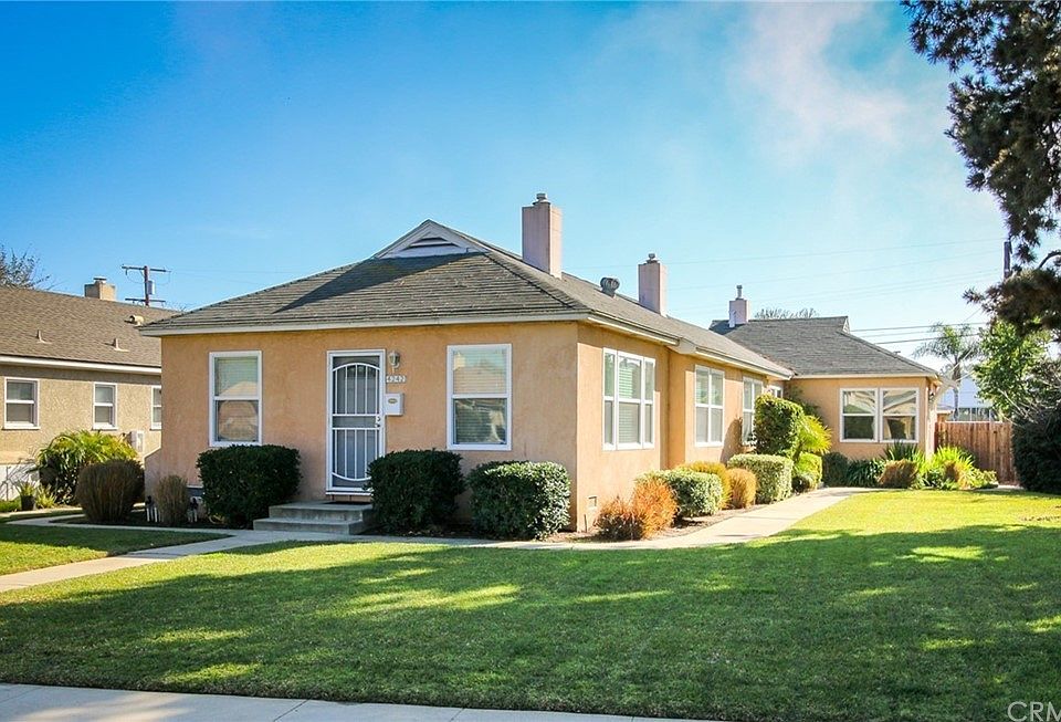 Triplex from the outside