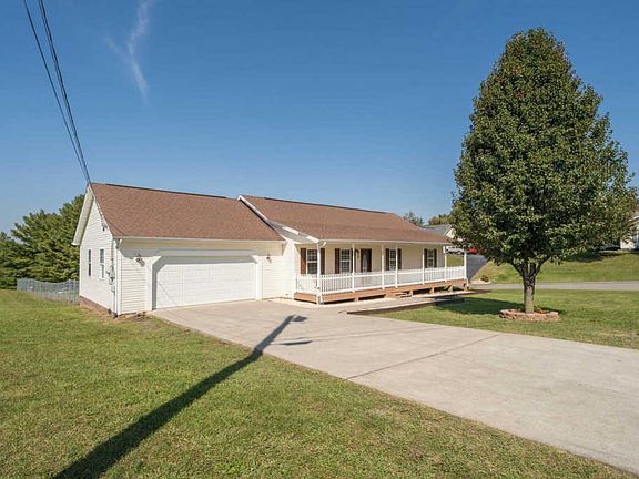 2nd image of 2 Leola Ct
