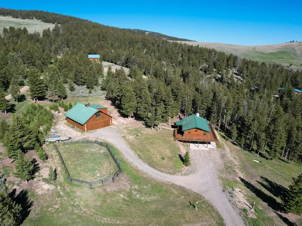 20 Spruce Creek Ct, Dubois, WY 82513