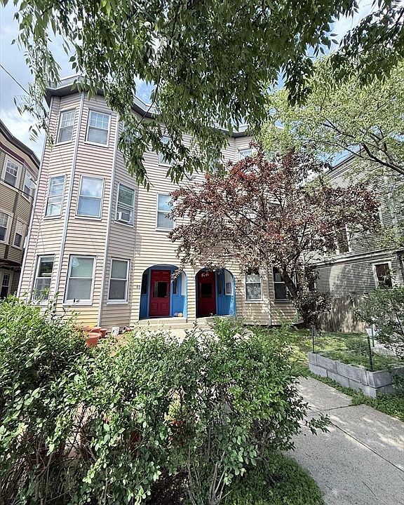 1st image of 83 Francis St #5