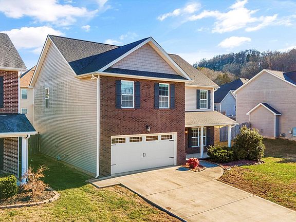 4th image of 2428 Clinging Vine Ln