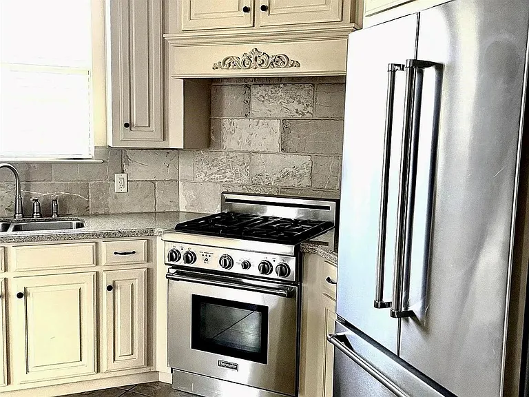 3590 Prescott Dr — Photo 9