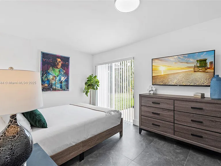4322 Polk St — Photo 23