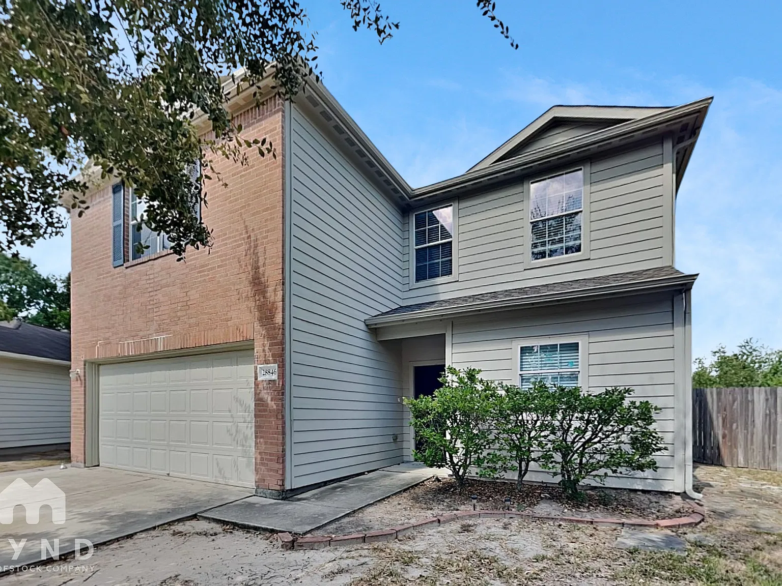 4 bed, 2.5 bath, 2593 sqft, $2,349 — Photo 1