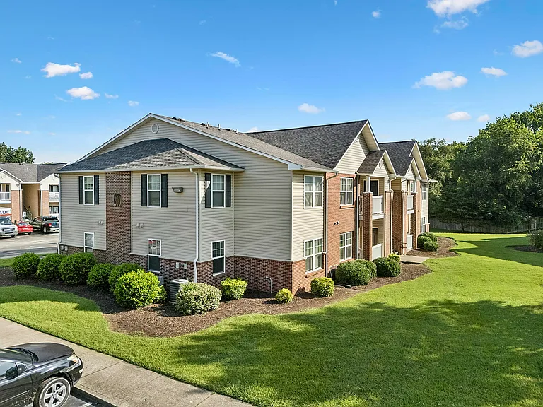 Meadows of Lebanon Apartments — Photo 8