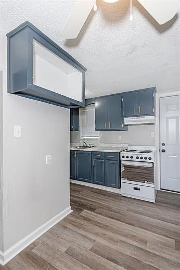 824 Winston Rd — Photo 10