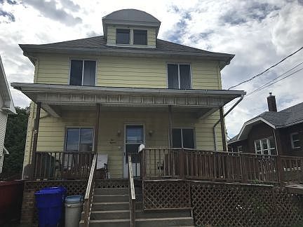 1st image of 215 S Burr Blvd
