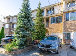 29 Winfield Ave, Staten Island, NY 10305