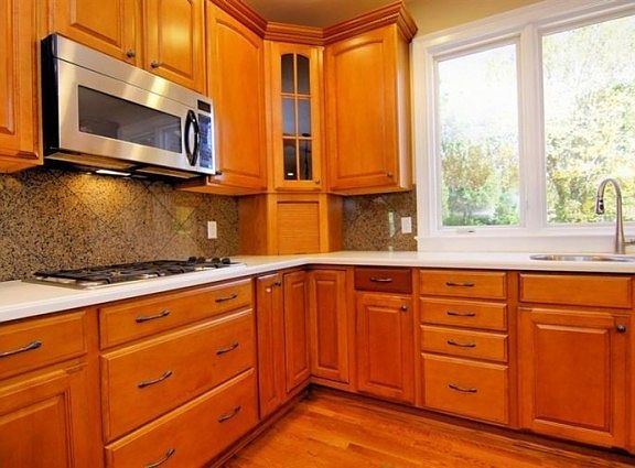 4th image of 858 River Forest Dr