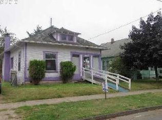 1039 Adams Ave, Cottage Grove, OR 97424