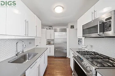 Sold by Digs Realty Group