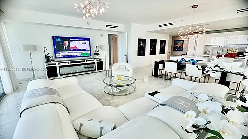 10201 Collins Ave Photo 1