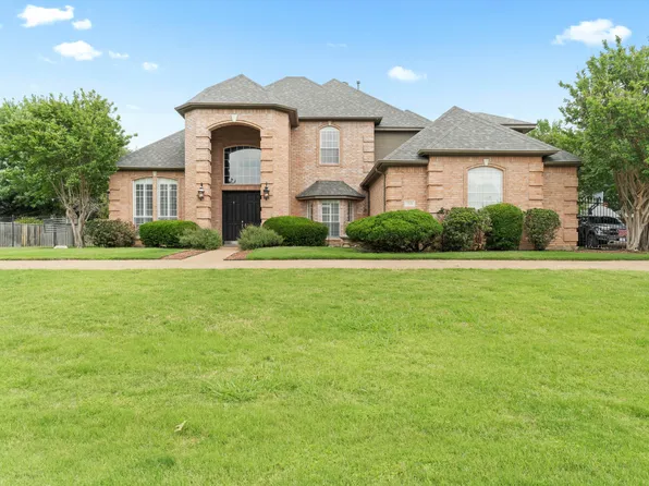 715 Manchester Ct, Southlake, TX 76092