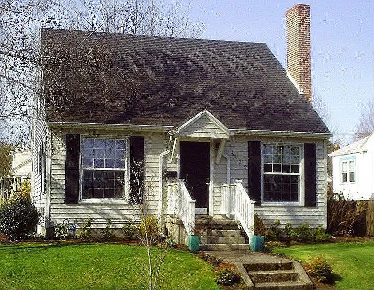 1st image of 4129 SE 16th Ave
