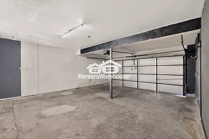 8008 Cornell Dr — Photo 36