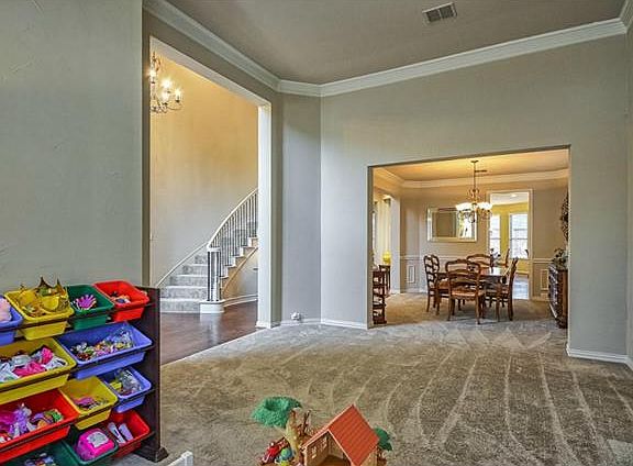 4th image of 2801 Hornby Ln