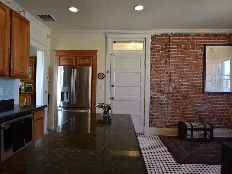 1550 N Ogden St #F — Photo 12