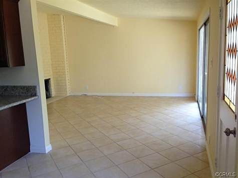 3rd image of 1332 W 214th St