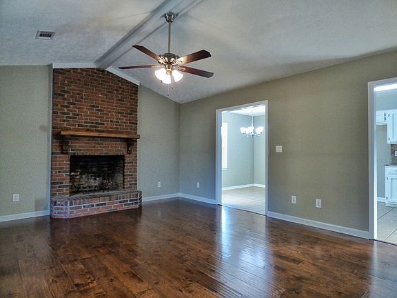 4th image of 383 Lee Road 917