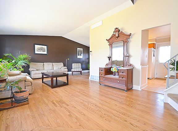 2nd image of 7409 Seminole Ct