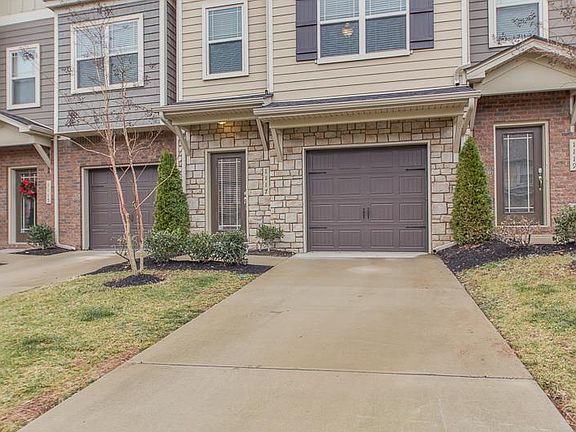 2nd image of 1117 Woodbury Falls Ct