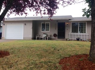 610 Meadow Ln, Creswell, OR 97426