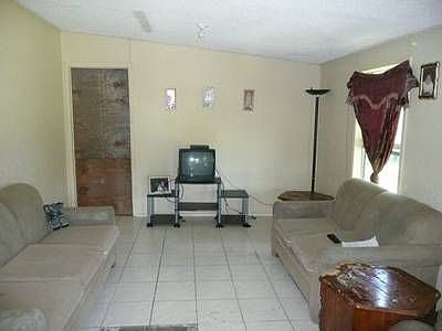 2nd image of 6800 Date Palm Dr