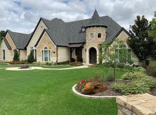 3200 Walker Pl, Grapevine, TX 76051