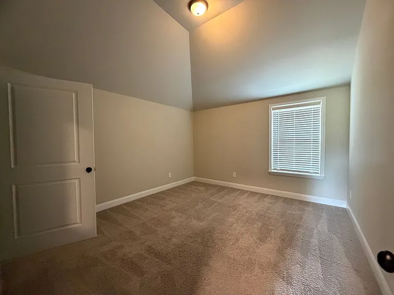 3500 Hilltop Trl — Photo 13