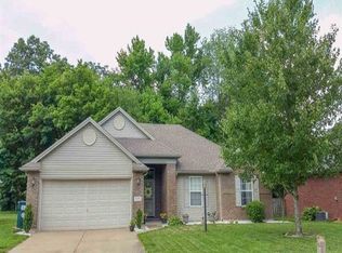 8120 Cedar Point Dr, Newburgh, IN