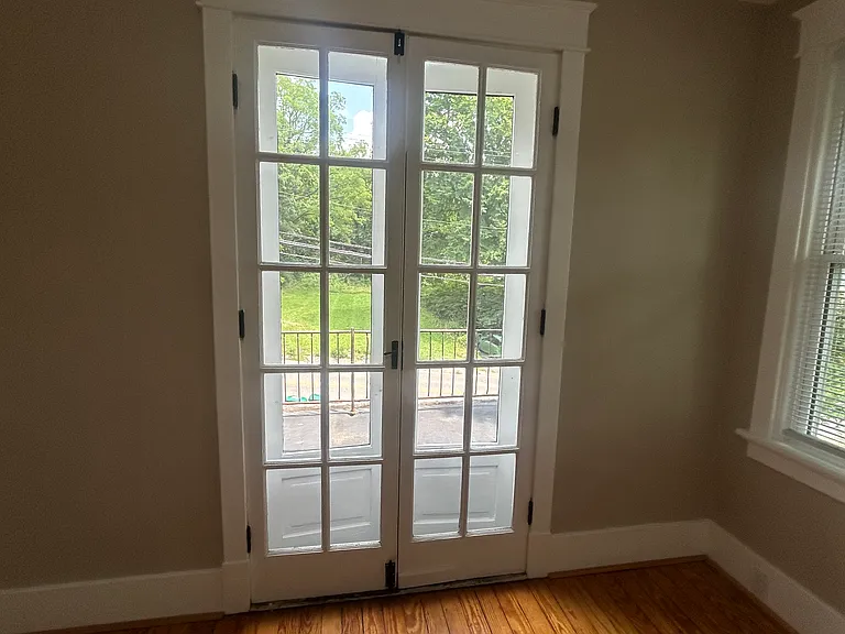 5307 Kenwood Rd #2 — Photo 6