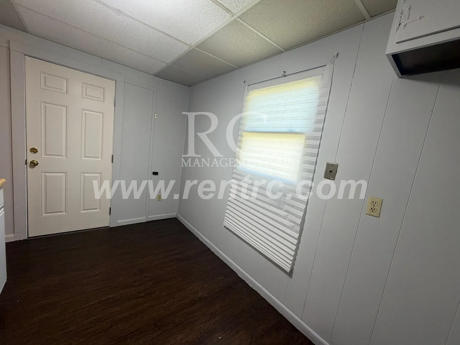 2 bed, 1000 sqft, $950 — Photo 2