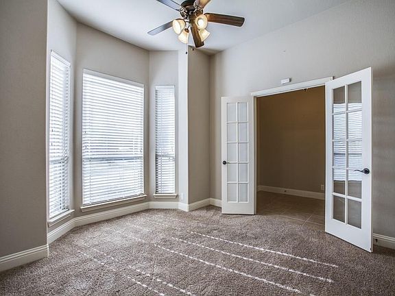 5th image of 816 Acacia Dr