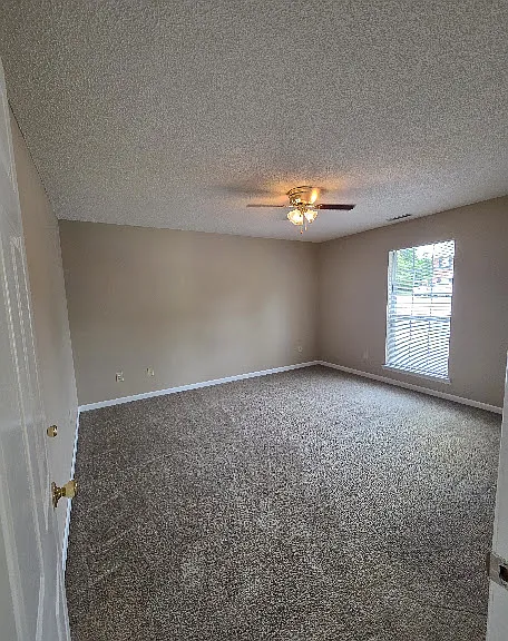 820 Head St #A — Photo 12
