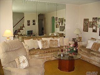 4th image of 122 Margaret Dr