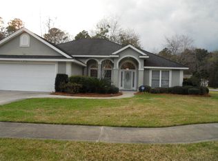 192 Country Walk Cir, Brunswick, GA 31525
